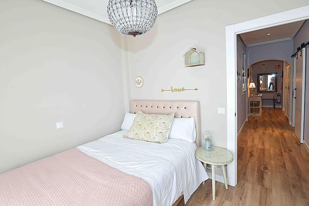 Apartamento Con Encanto "Las Raices" Santander Exteriér fotografie